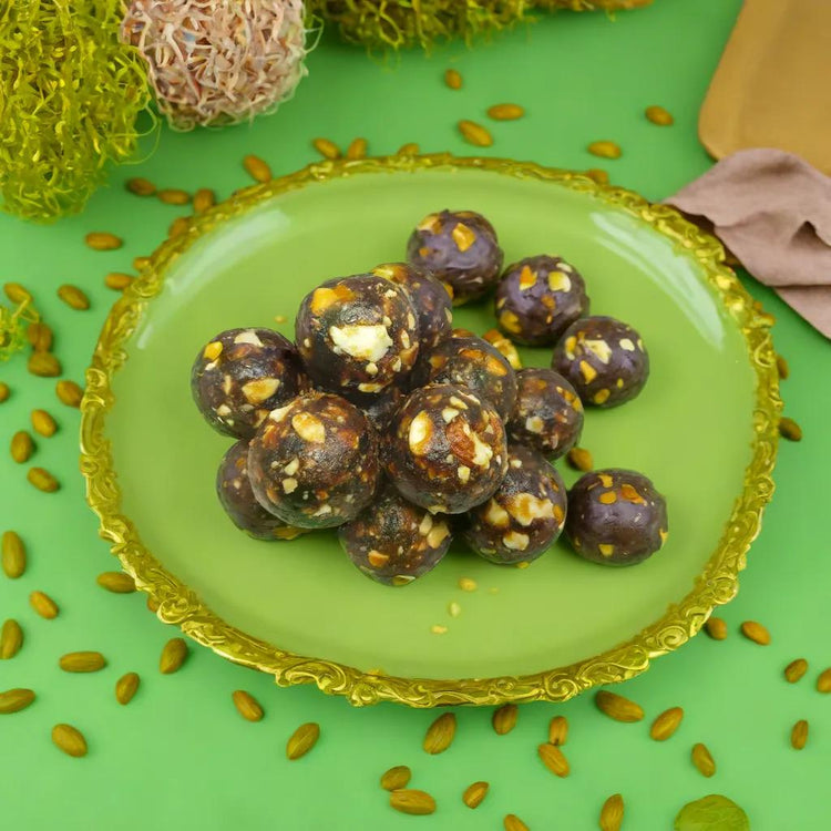 Black Dates Anjeer Ladoo