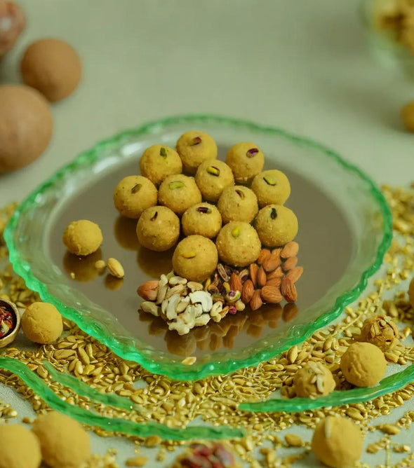 Besan Dryfruit Ladoo