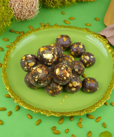 Black Dates Anjeer Ladoo