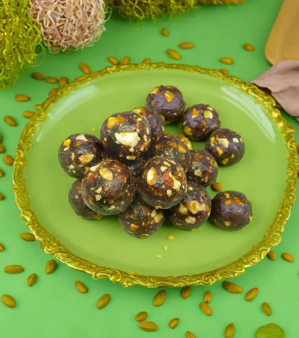 Black Dates Anjeer Ladoo